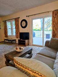 22 Ziemke Farm Lane, Julie & Co. Realty