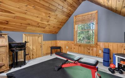 8 Hemlock Drive, Julie & Co. Realty