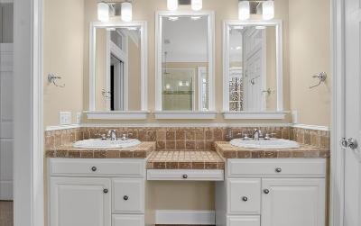 2 Stable Lane, Julie & Co. Realty