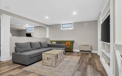 2 Stable Lane, Julie & Co. Realty