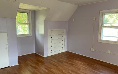 18 Cooper Street, Julie & Co. Realty