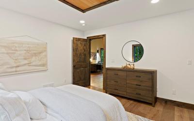 1181 Hunt Lake Road N., Julie & Co. Realty