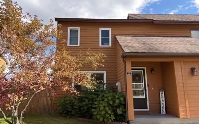 12 Eichen Street, Julie & Co. Realty