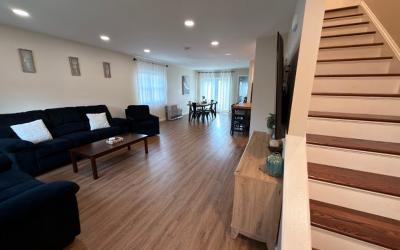 12 Eichen Street, Julie & Co. Realty