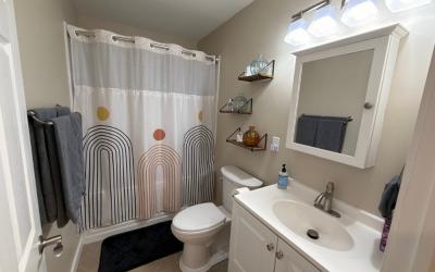 12 Eichen Street, Julie & Co. Realty