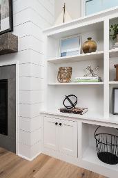 1 Pickett Lane, Julie & Co. Realty