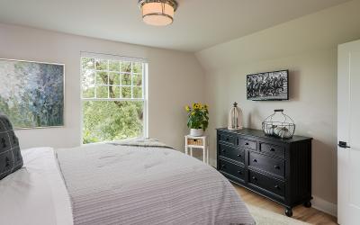 1 Pickett Lane, Julie & Co. Realty