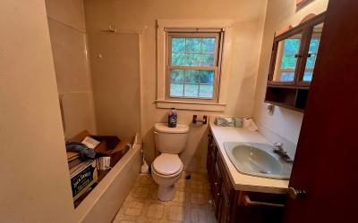 40 Mountain View Lane, Julie & Co. Realty