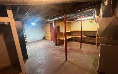 40 Mountain View Lane, Julie & Co. Realty