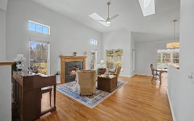 24 Claire Pass, Julie & Co. Realty