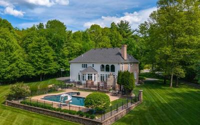 7 Towline Lane, Julie & Co. Realty