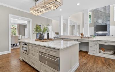 7 Towline Lane, Julie & Co. Realty