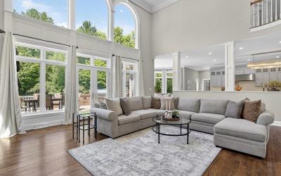 7 Towline Lane, Julie & Co. Realty