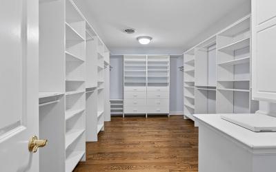 7 Towline Lane, Julie & Co. Realty