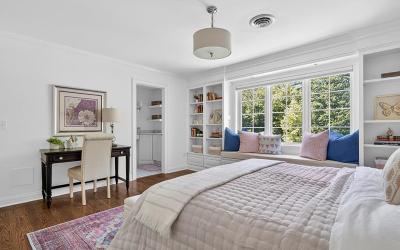 7 Towline Lane, Julie & Co. Realty
