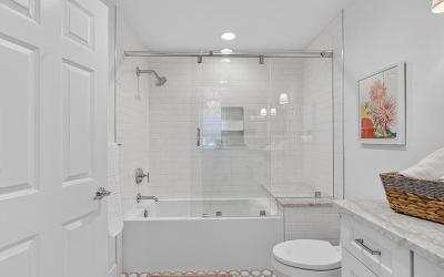 7 Towline Lane, Julie & Co. Realty