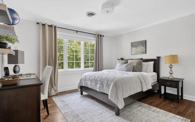 7 Towline Lane, Julie & Co. Realty