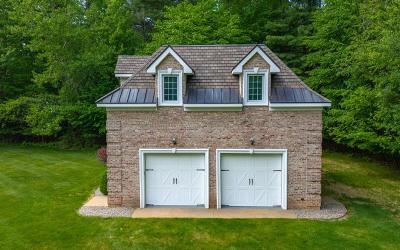 7 Towline Lane, Julie & Co. Realty