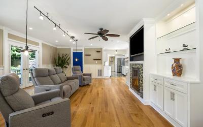 1 Lakeview Drive, Julie & Co. Realty