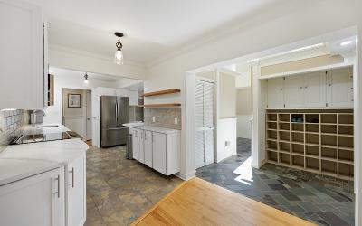 1 Lakeview Drive, Julie & Co. Realty