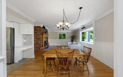 1 Lakeview Drive, Julie & Co. Realty