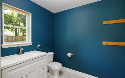1 Lakeview Drive, Julie & Co. Realty