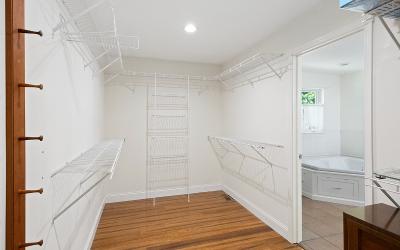 1 Lakeview Drive, Julie & Co. Realty