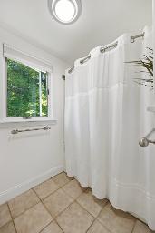 1 Lakeview Drive, Julie & Co. Realty