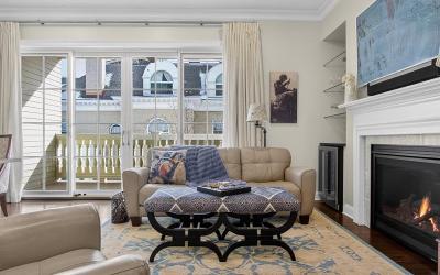 46 Union Avenue, Unit #205, Julie & Co. Realty