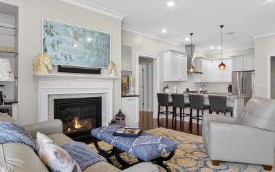 46 Union Avenue, Unit #205, Julie & Co. Realty