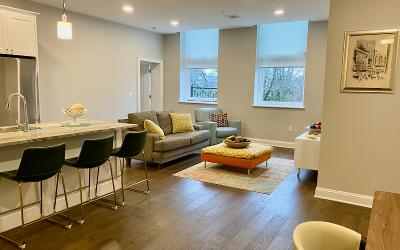 77 Van Dam #302, Julie & Co. Realty