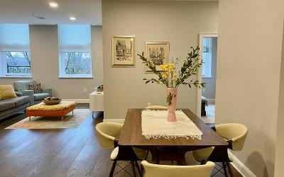 77 Van Dam #302, Julie & Co. Realty