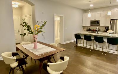 77 Van Dam #302, Julie & Co. Realty