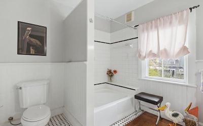 18 E. High Street, Julie & Co. Realty