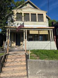 159 Champlain avenue, Julie & Co. Realty