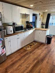 159 Champlain avenue, Julie & Co. Realty