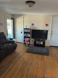 159 Champlain avenue, Julie & Co. Realty
