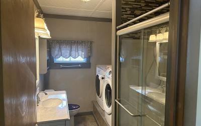 1076 Wicker Street, Julie & Co. Realty