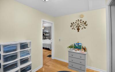 29 Heinrick Circle, Julie & Co. Realty