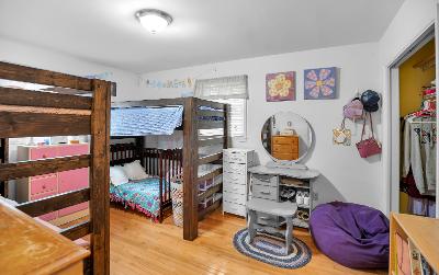 29 Heinrick Circle, Julie & Co. Realty