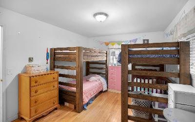 29 Heinrick Circle, Julie & Co. Realty