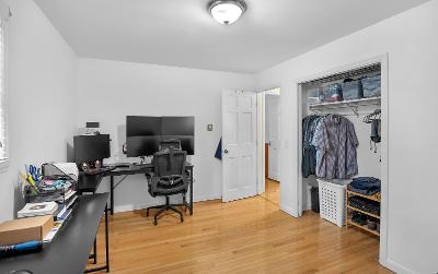 29 Heinrick Circle, Julie & Co. Realty