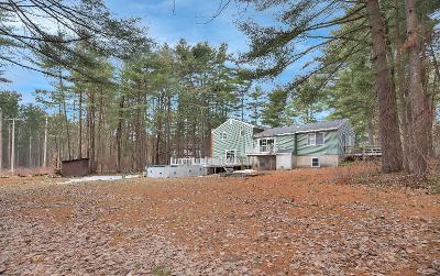 29 Heinrick Circle, Julie & Co. Realty