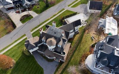 2 Clement Avenue, Julie & Co. Realty