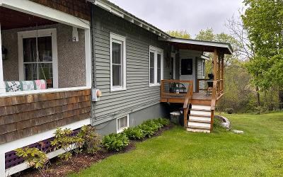 34 Saint Claire Street, Julie & Co. Realty