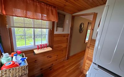 34 Saint Claire Street, Julie & Co. Realty