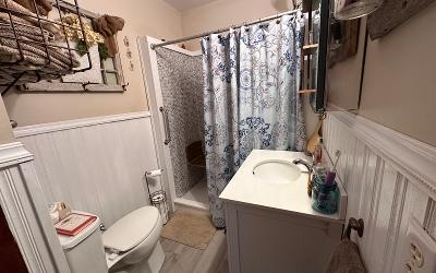 34 Saint Claire Street, Julie & Co. Realty
