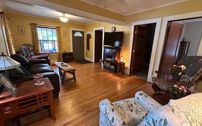 34 Saint Claire Street, Julie & Co. Realty