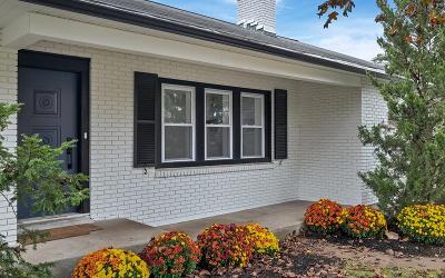 257 West Circular Street, Julie & Co. Realty