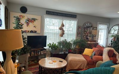 6 Saint Claire Street, Julie & Co. Realty